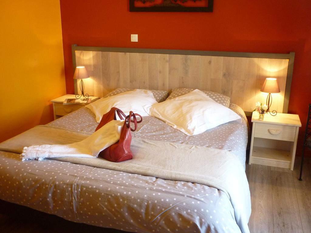 Mérignac Chambres D'Hotes L'En Haut Des Vignes الغرفة الصورة