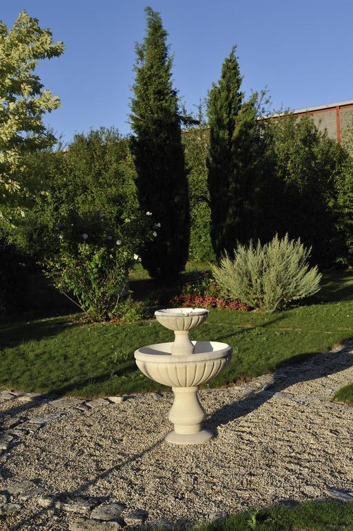 Mérignac Chambres D'Hotes L'En Haut Des Vignes المظهر الخارجي الصورة